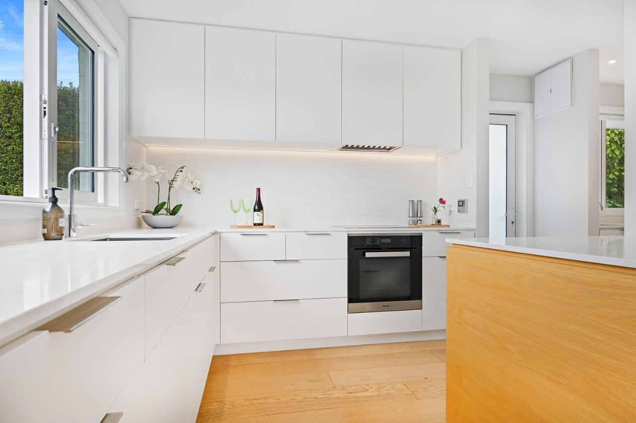 כרייסטצ'רץ' Family-Friendly, Home & Garden, 4Br, By Airport, Free Parking מראה חיצוני תמונה